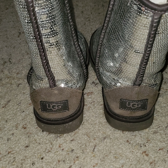 Ugg silver sequin and gray suede boot - Picture 5 of 9